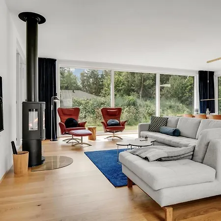 Jonas - From The Sea By Interhome Hals